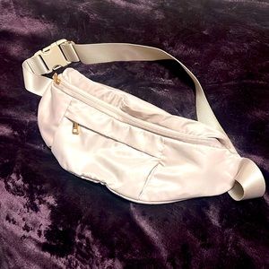 Beige crossbody Fanny pack